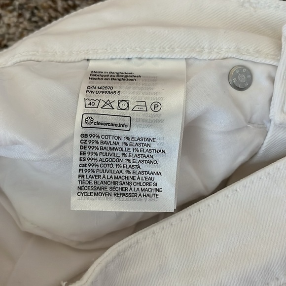 H&M White “Vintage Slim” High Rise Jeans - Picture 7 of 12